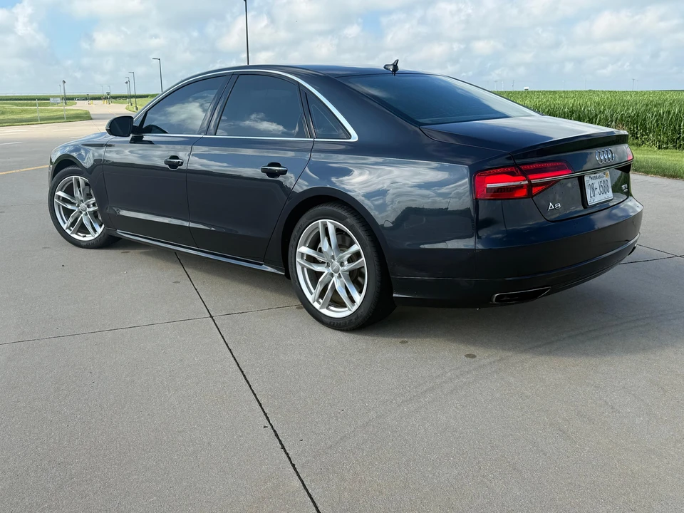 2016 Audi D4 A8 - Image 9 of 31