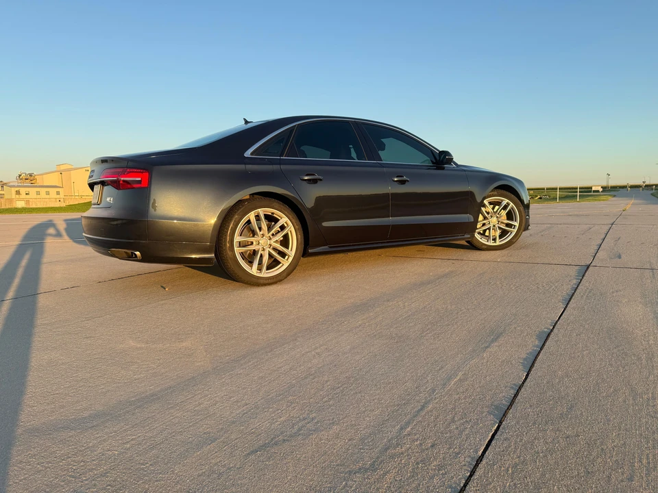 2016 Audi D4 A8 - Image 11 of 31