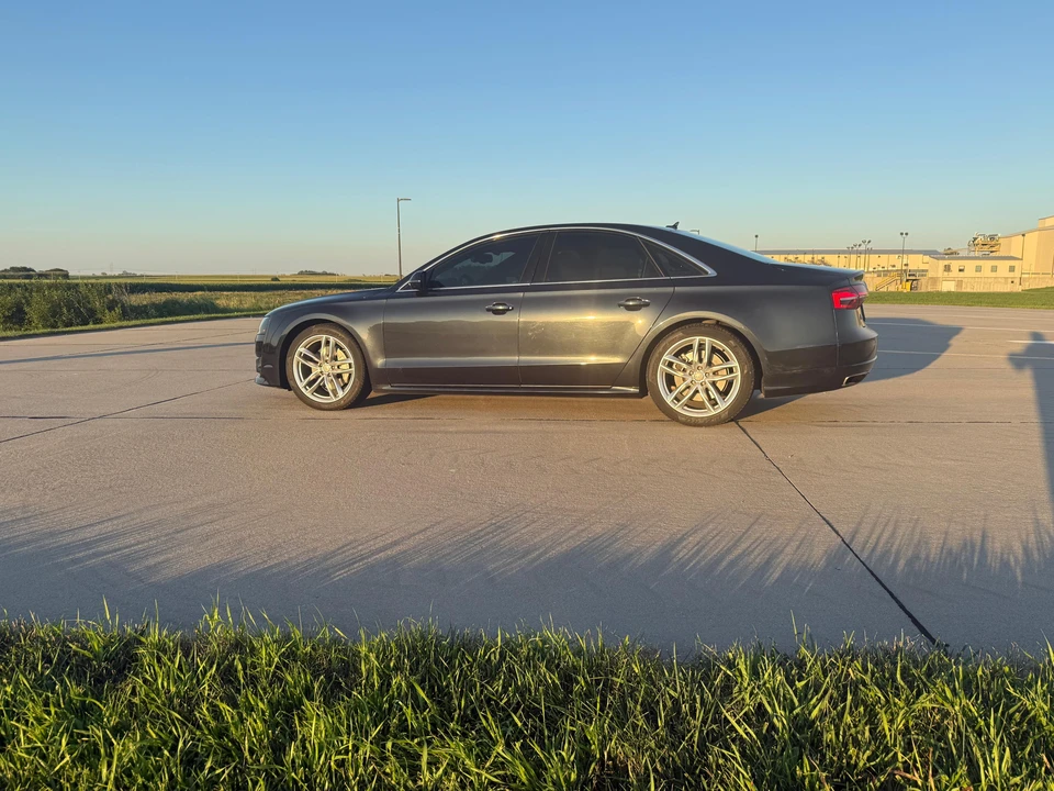2016 Audi D4 A8 - Image 7 of 31