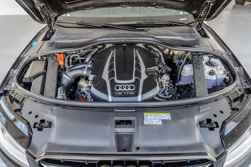 2016 Audi D4 A8 - Image 8 of 20