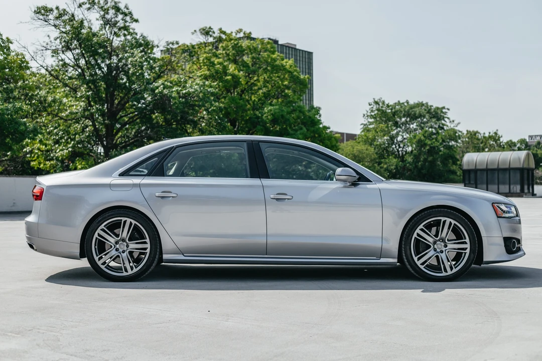 2016 Audi D4 A8 - Image 9 of 31