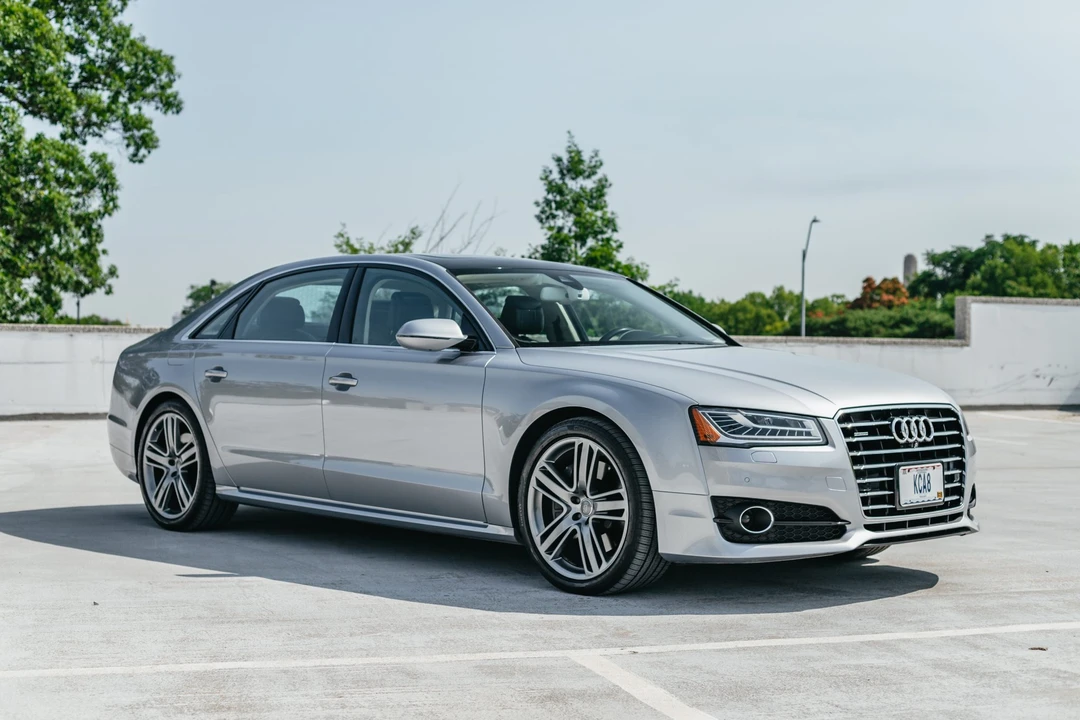 2016 Audi D4 A8 - Image 2 of 31