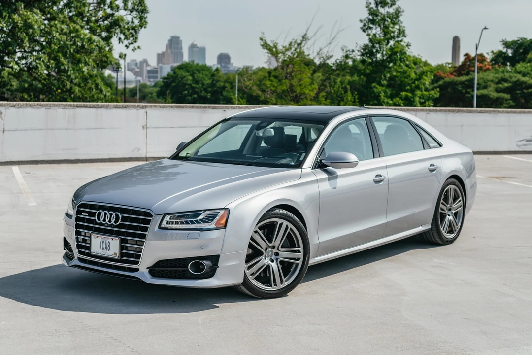 2016 Audi D4 A8 - Image 4 of 31
