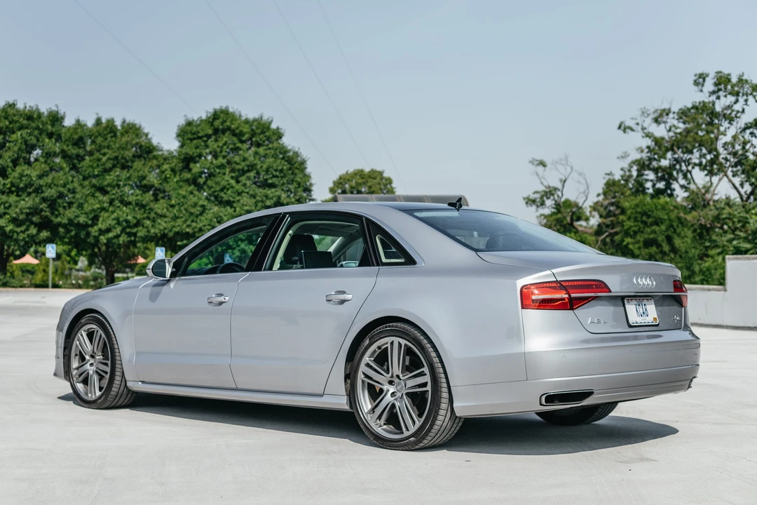 2016 Audi D4 A8 - Image 6 of 31