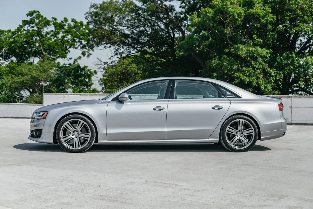 2016 Audi D4 A8 - Image 5 of 31