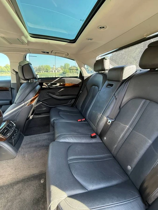 2016 Audi D4 A8 - Image 7 of 11
