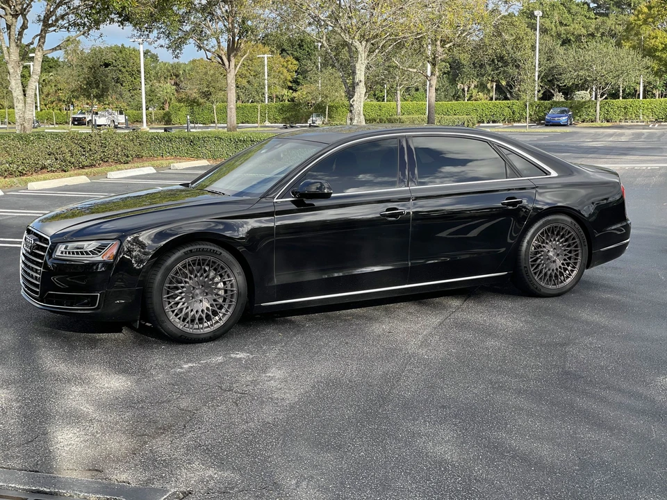 2016 Audi D4 A8 - Image 4 of 26