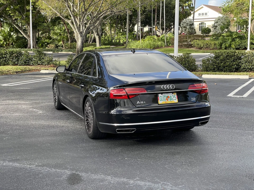 2016 Audi D4 A8 - Image 7 of 26
