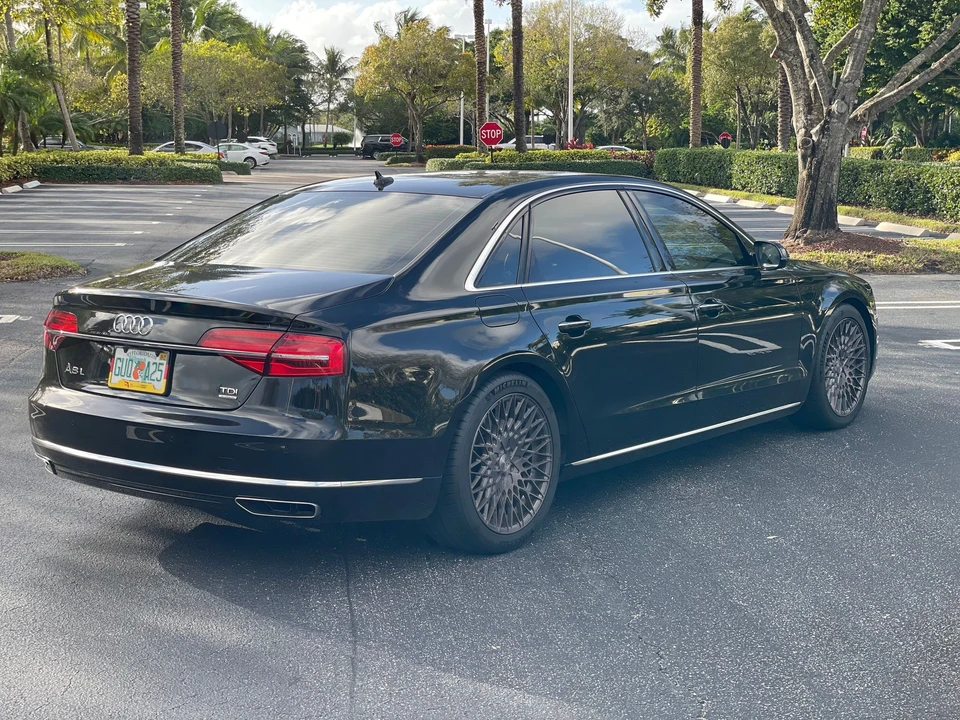 2016 Audi D4 A8 - Image 9 of 26