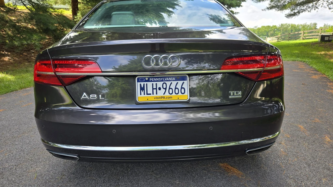 2016 Audi D4 A8 - Image 16 of 31
