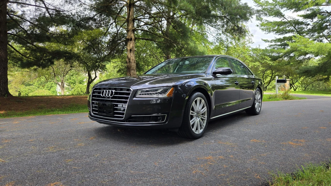 2016 Audi D4 A8 - Image 3 of 31