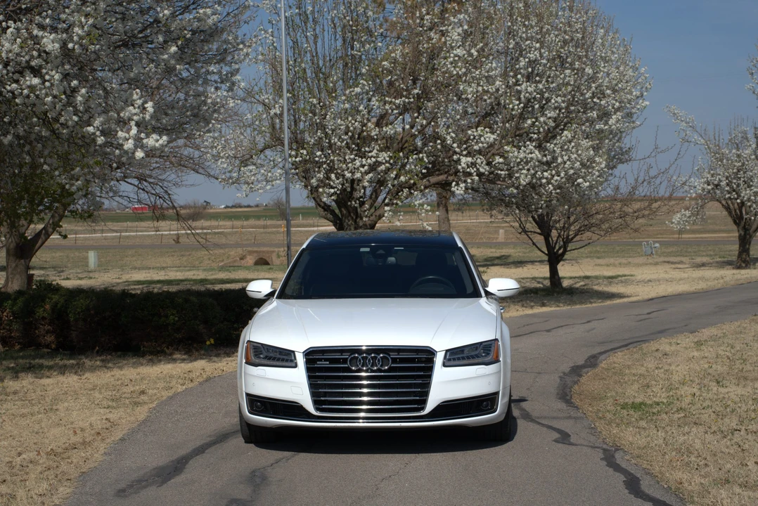 2016 Audi D4 A8 - Image 6 of 31