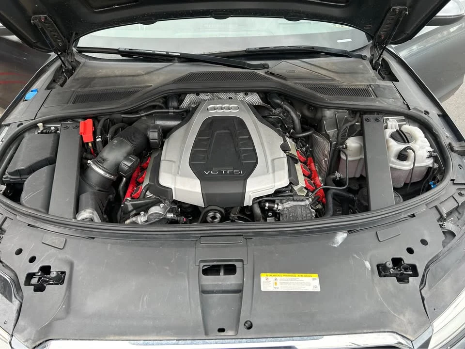 2016 Audi D4 A8 - Image 2 of 11
