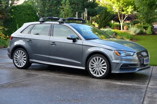 2016 Audi A3 Sportback e-tron Premium Plus Wagon 4D