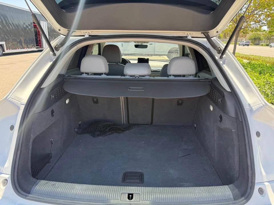2016 Audi 8U Q3 - Image 10 of 12