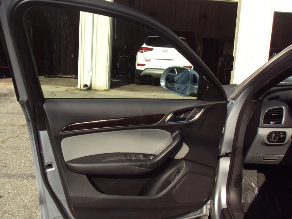 2016 Audi 8U Q3 - Image 10 of 13