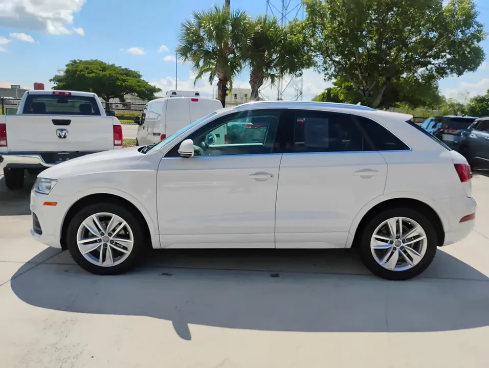 2016 Audi 8U Q3 - Image 2 of 20