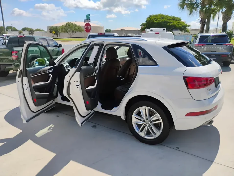 2016 Audi 8U Q3 - Image 9 of 20