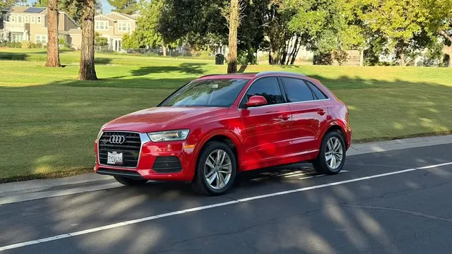 2016 Audi Q3 Premium Sport Utility 4D