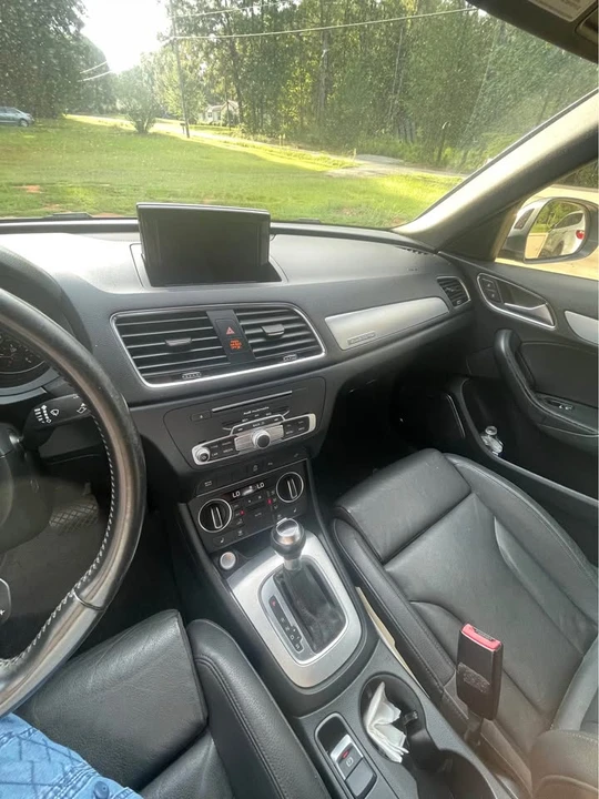 2016 Audi 8U Q3 - Image 2 of 8