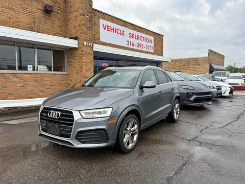 2016 Audi Q3 S line Prestige Sport Utility 4D