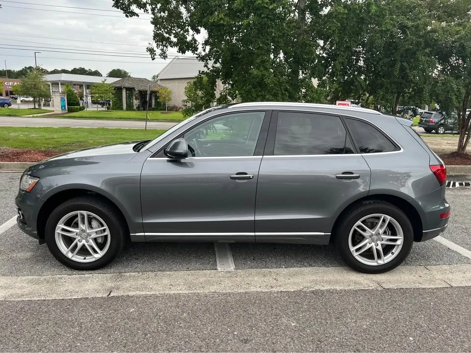 2016 Audi 8R Q5 - Image 2 of 12