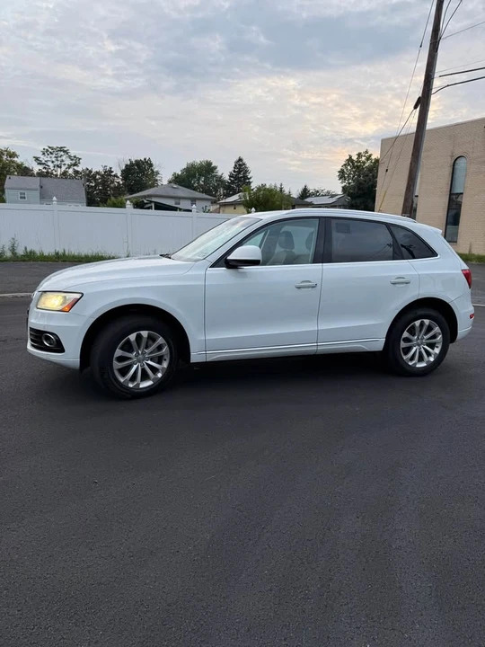 2016 Audi 8R Q5 - Image 2 of 20