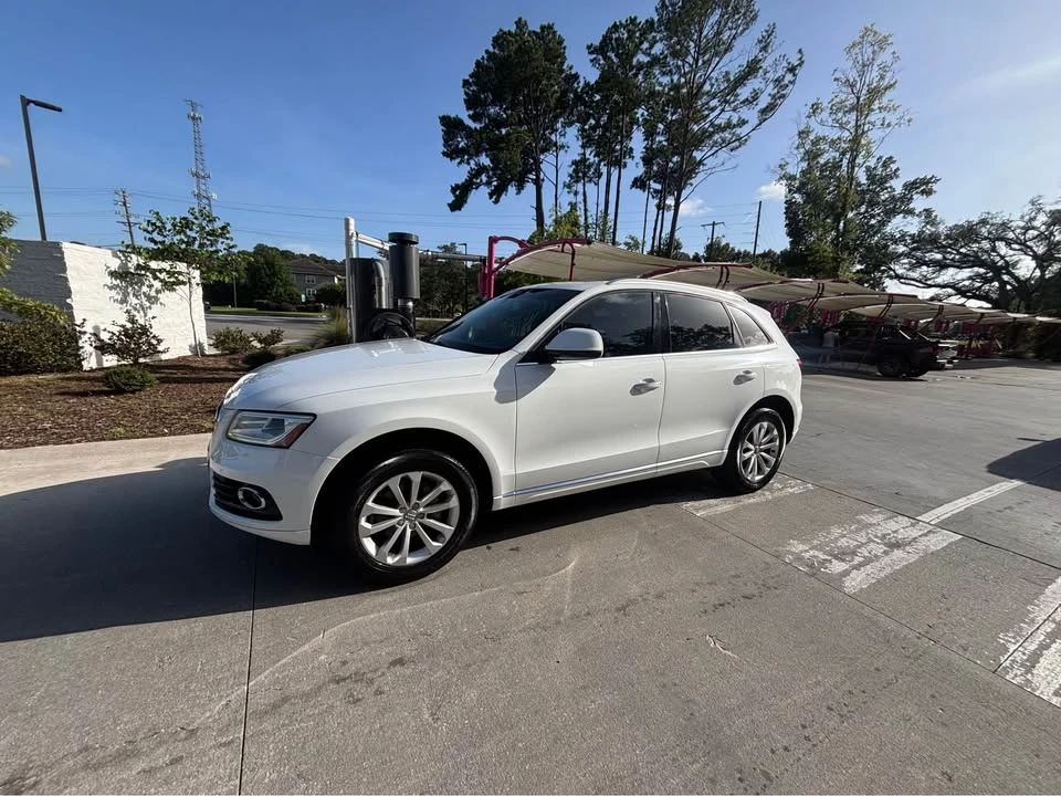 2016 Audi 8R Q5 - Image 2 of 10