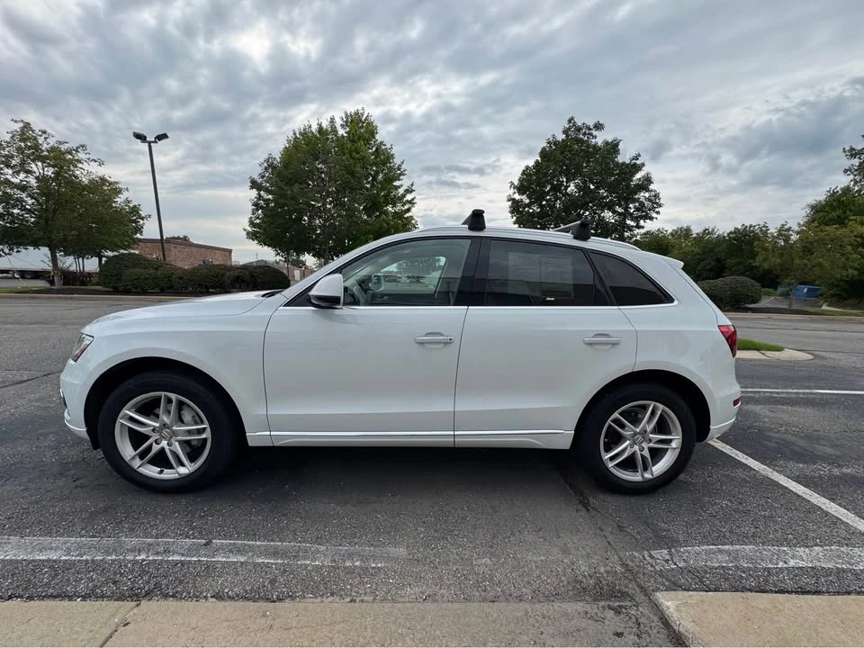 2016 Audi 8R Q5 - Image 2 of 14