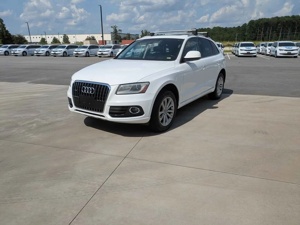 2016 Audi 8R Q5 - Image 2 of 20