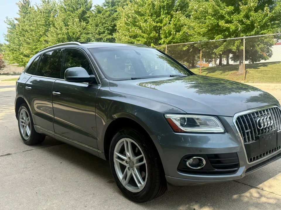 2016 Audi 8R Q5 - Image 2 of 16