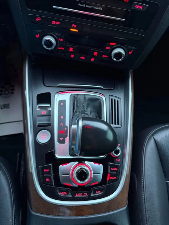 2016 Audi 8R Q5 - Image 18 of 19