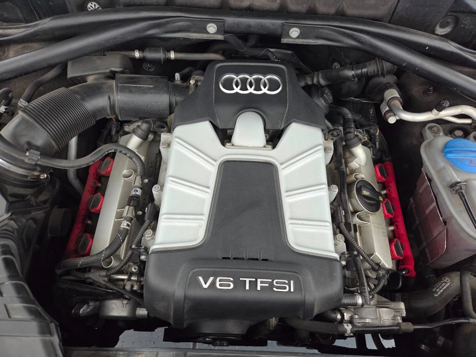 2016 Audi 8R Q5 - Image 2 of 24