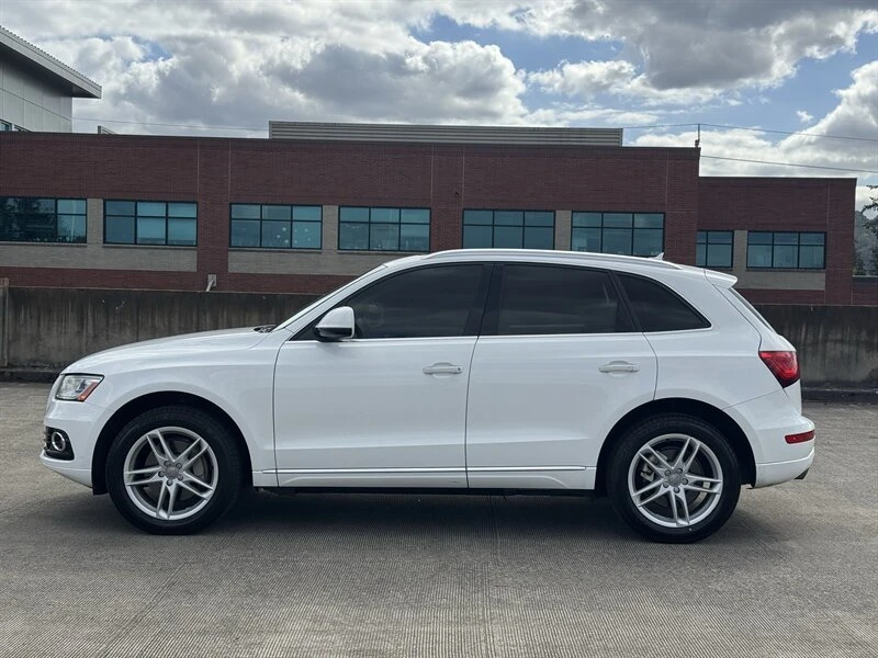 2016 Audi 8R Q5 - Image 2 of 20