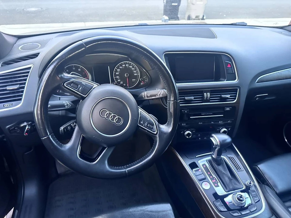 2016 Audi 8R Q5 - Image 10 of 17