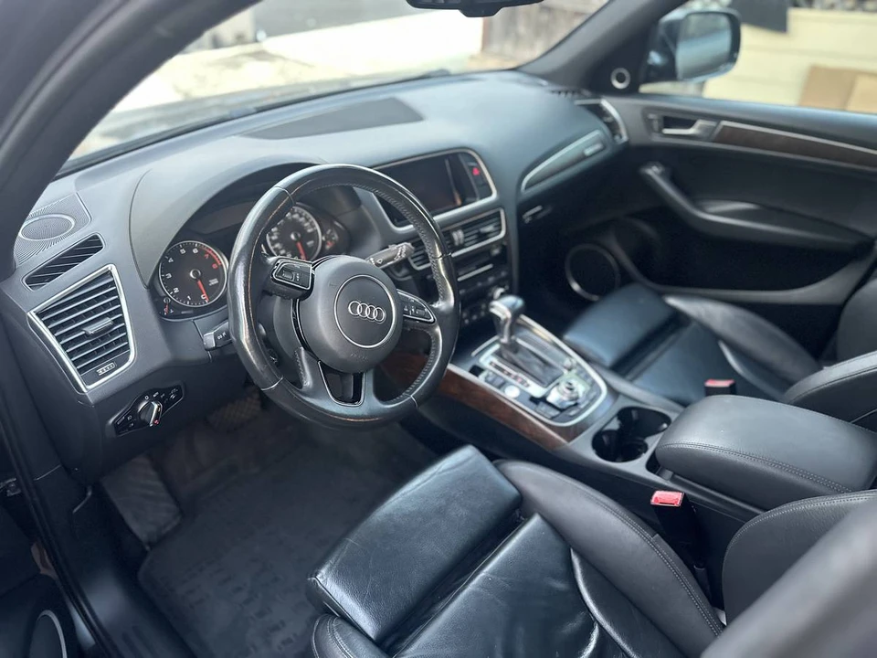 2016 Audi 8R Q5 - Image 9 of 17