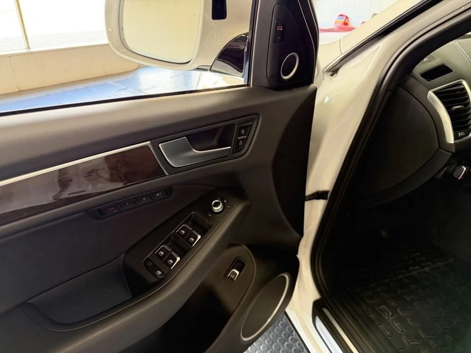 2016 Audi 8R Q5 - Image 15 of 20