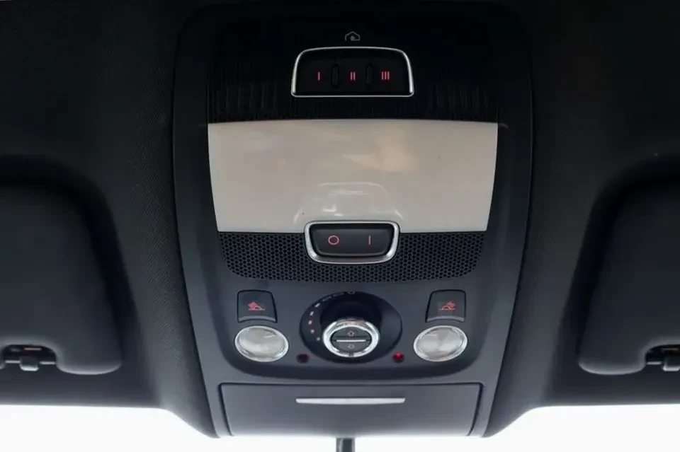 2016 Audi 8R Q5 - Image 19 of 20