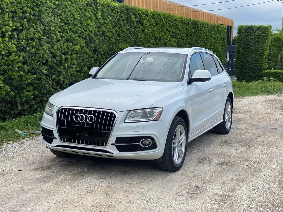2016 Audi 8R Q5 - Image 2 of 10