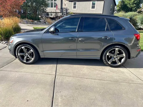 2016 Audi Q5 3.0T Prestige Sport Utility 4D