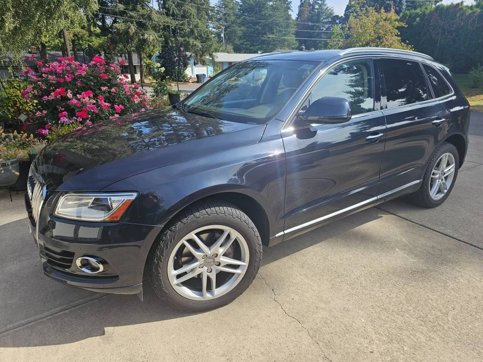 2016 Audi 8R Q5 - Image 2 of 10