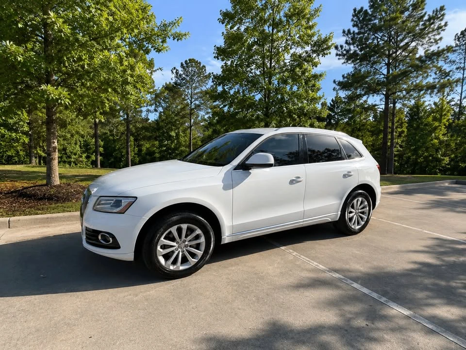 2016 Audi 8R Q5 - Image 2 of 8