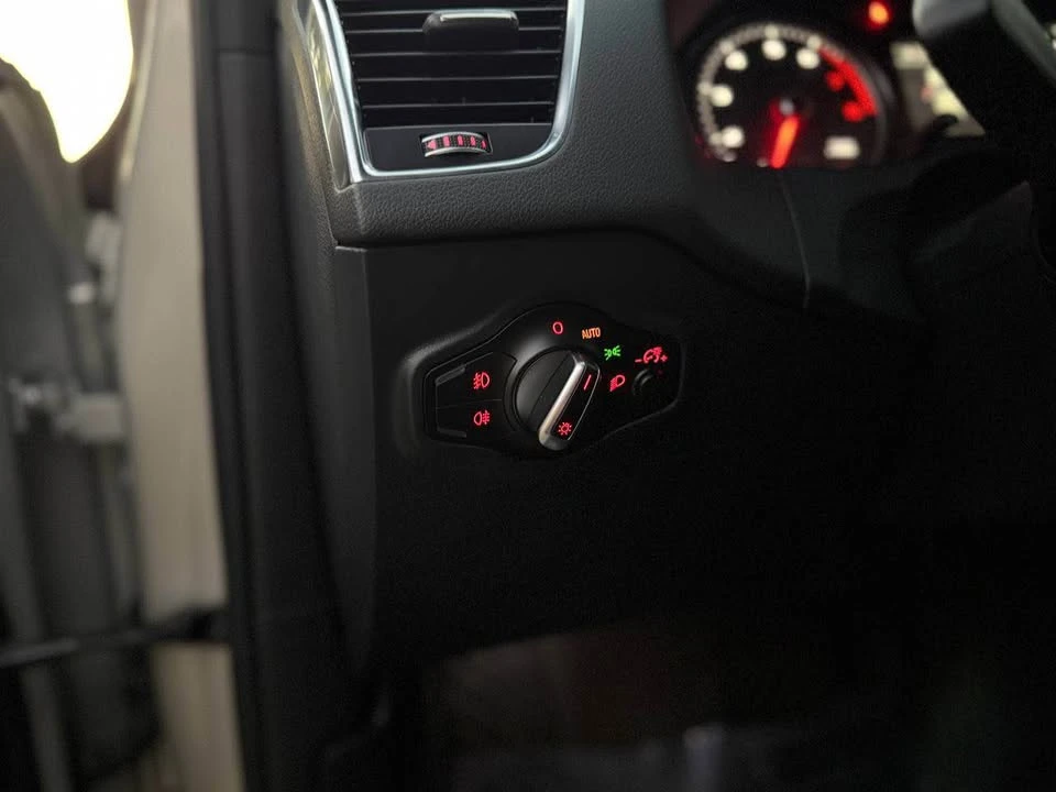 2016 Audi 8R Q5 - Image 13 of 18