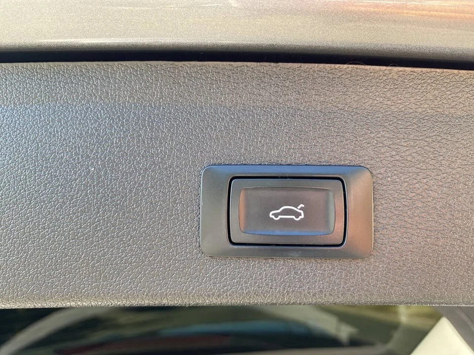 2016 Audi 8R Q5 - Image 19 of 20