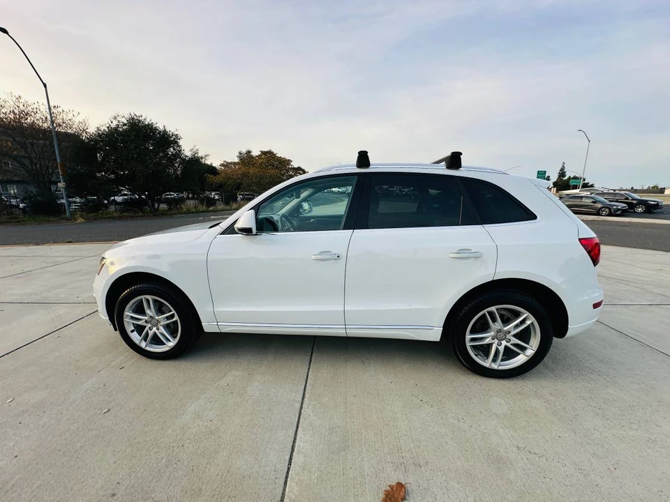 2016 Audi 8R Q5 - Image 10 of 24