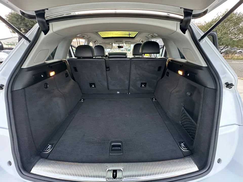 2016 Audi 8R Q5 - Image 20 of 24