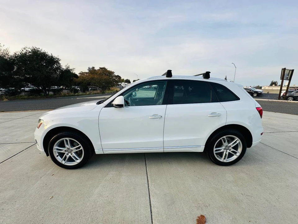 2016 Audi 8R Q5 - Image 3 of 24
