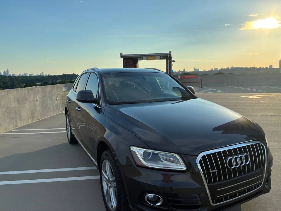 2015 Audi 8R Q5 - Image 2 of 16