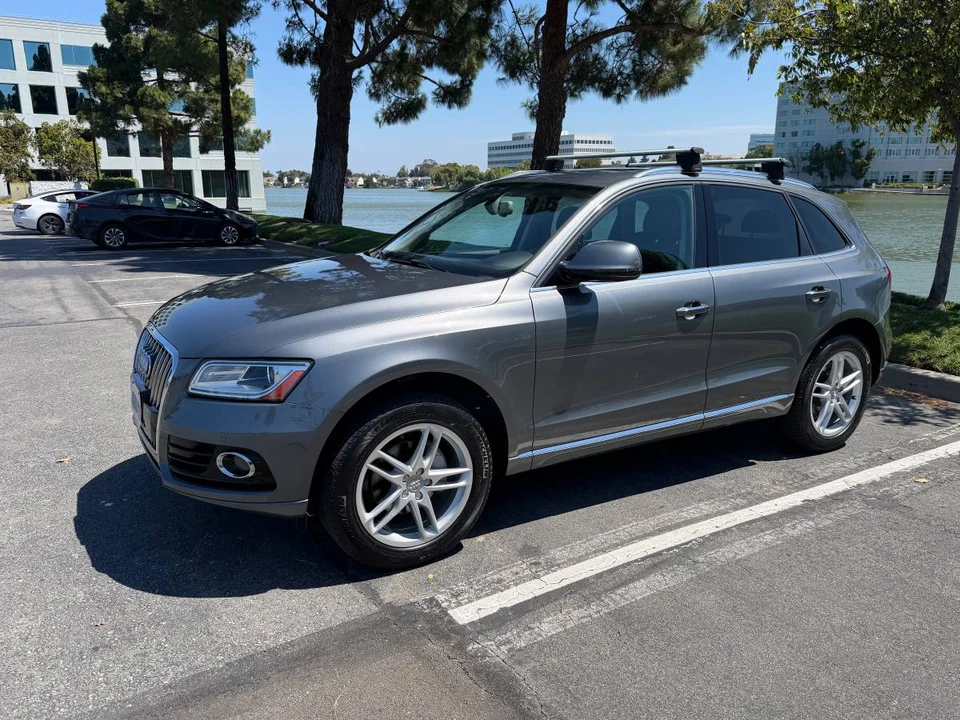 2016 Audi 8R Q5 - Image 2 of 11