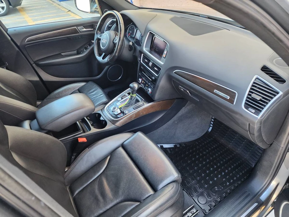 2016 Audi 8R Q5 - Image 12 of 24